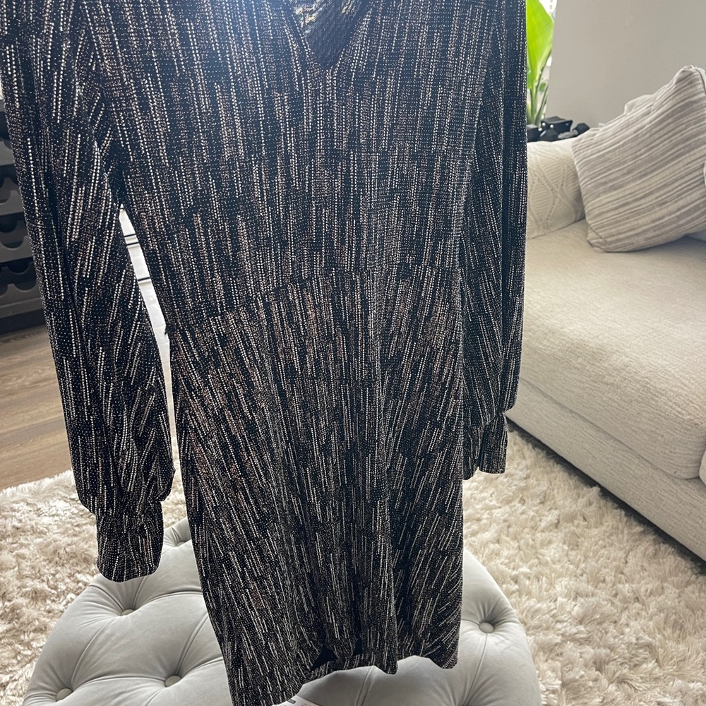 Kaos Elegant Black and White Dress